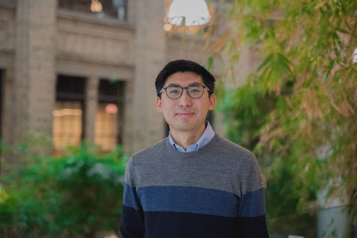 Photo of Ian Cheong.