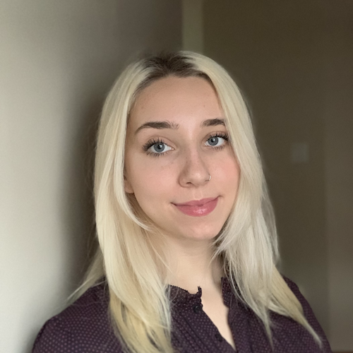 Photo of Zoe Klein.